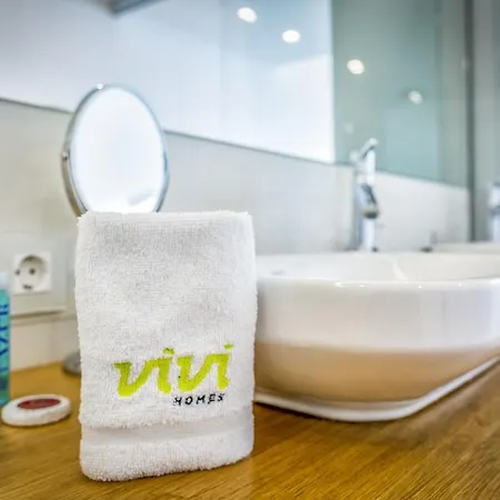 Vivi Homes - Nova Pool, Jacuzzi, Terrace & Sea View Fuengirola