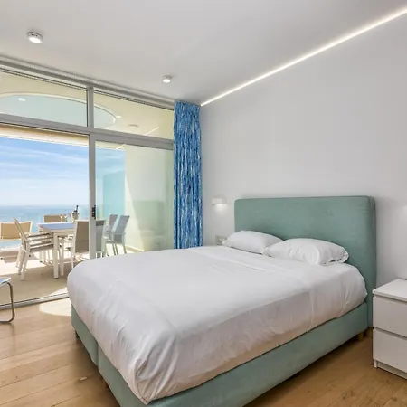 Vivi Homes - Nova Pool, Jacuzzi, Terrace & Sea View Fuengirola