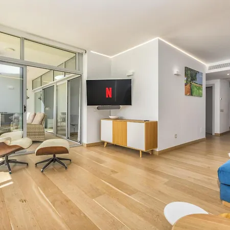 Apartment Vivi Homes - Nova Pool, Jacuzzi, Terrace & Sea View