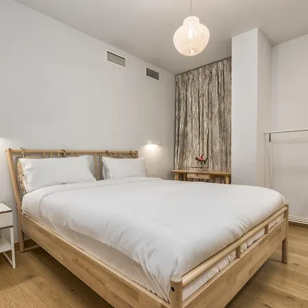 Vivi Homes - Nova Pool, Jacuzzi, Terrace & Sea View Fuengirola
