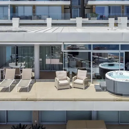 Vivi Homes - Nova Pool, Jacuzzi, Terrace & Sea View Fuengirola